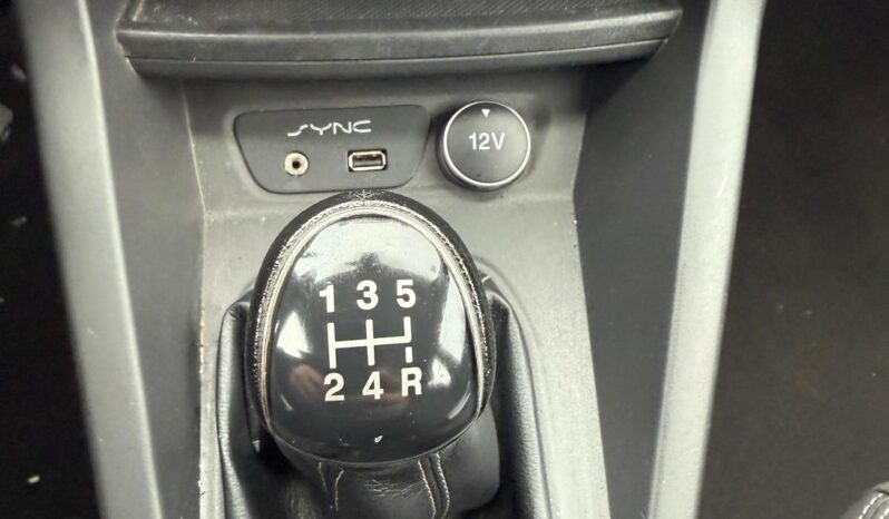 
								Ford KA + 1.2 TI-VCT ULTIMATE full									