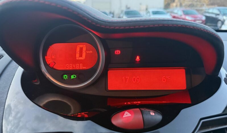 
								RENAULT TWINGO II phase 2 full									