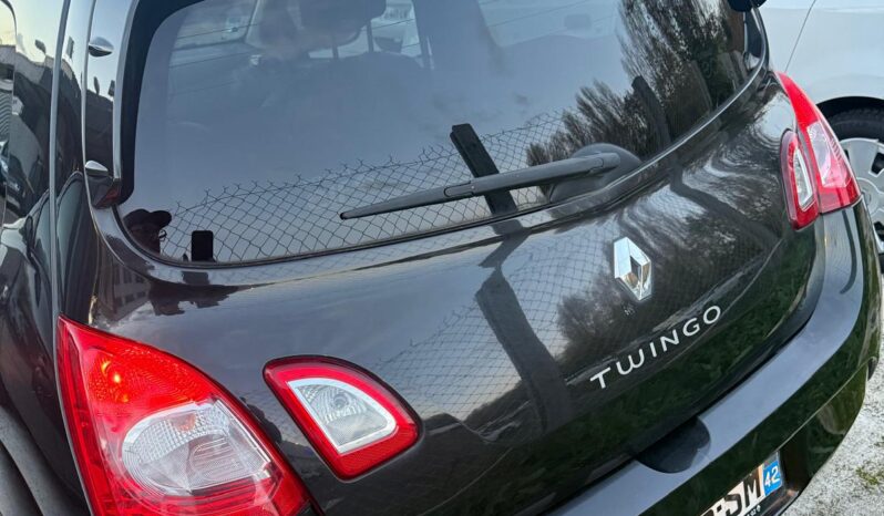 
								RENAULT TWINGO II phase 2 full									