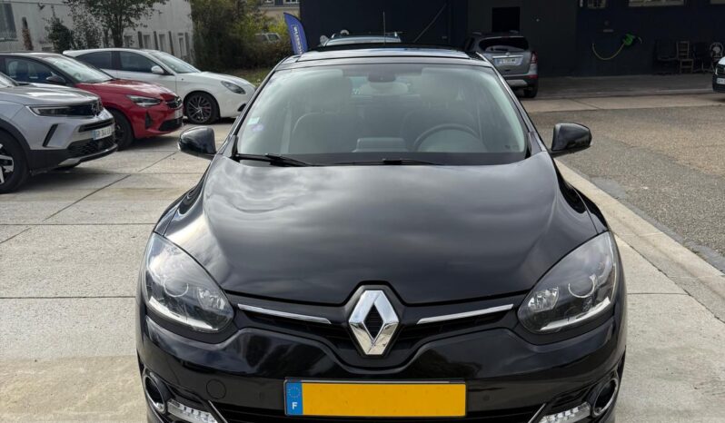 
								RENAULT MEGANE BOSE full									
