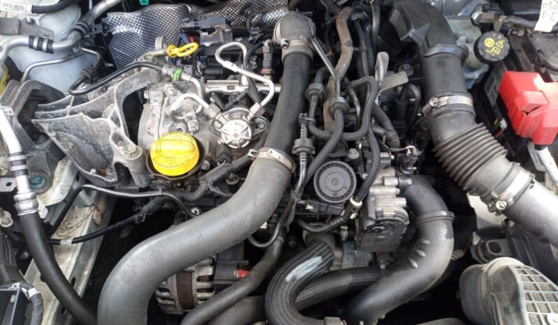 
								RENAULT MEGANE BOSE full									