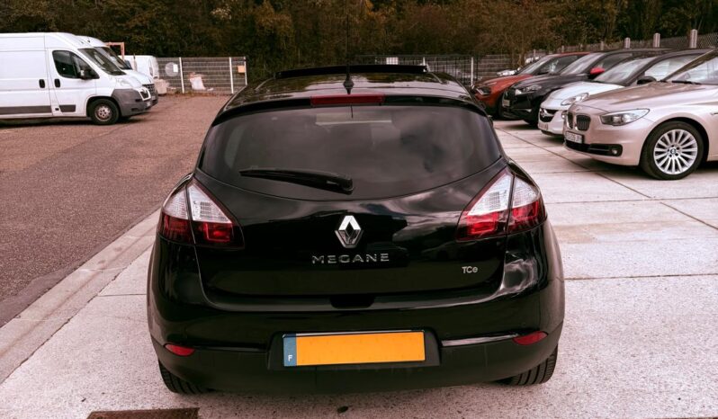 
								RENAULT MEGANE BOSE full									