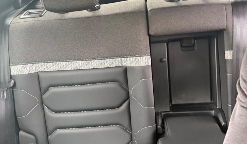 
								CITROEN C4 SHINE TEINTE full									