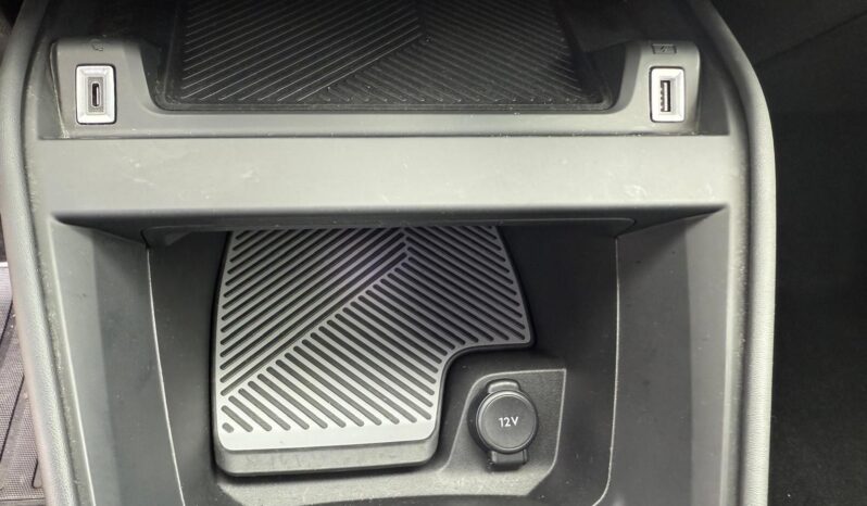 
								CITROEN C4 SHINE TEINTE full									