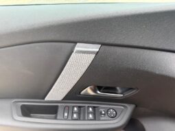 
										CITROEN C4 SHINE TEINTE full									