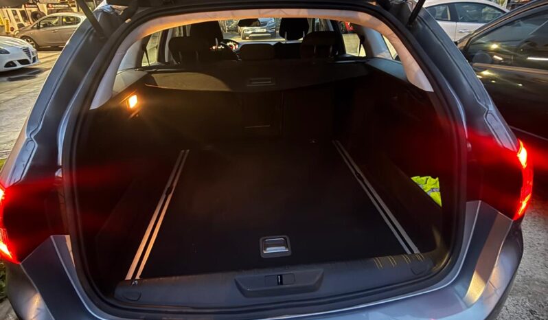 
								PEUGEOT 308 II SW full									