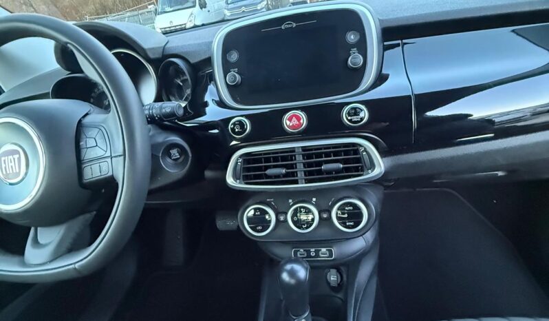 
								FIAT 500 X full									
